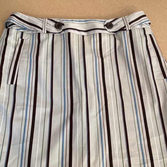 Pendleton Skirt. Tan with Vertical Stripes. Size 8. - Picture 7 of 11